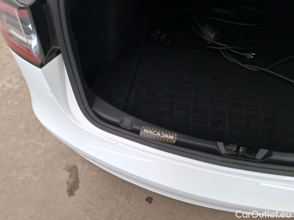  Tesla  Model 3 TESLA  / 2018 / 4P / Berline Performance AWD #17