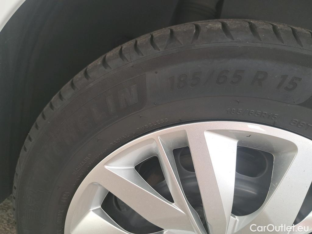  Peugeot  208  Premium 1.5 HDi 100CV BVM6 E6d #35