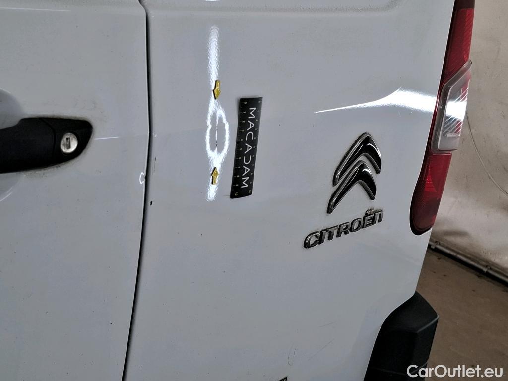  Citroen  Berlingo CITROEN  / 2018 / 4P / Fourgonnette M 1000kg PureTech 110 BVM6 Driver (Ex 732P) #16