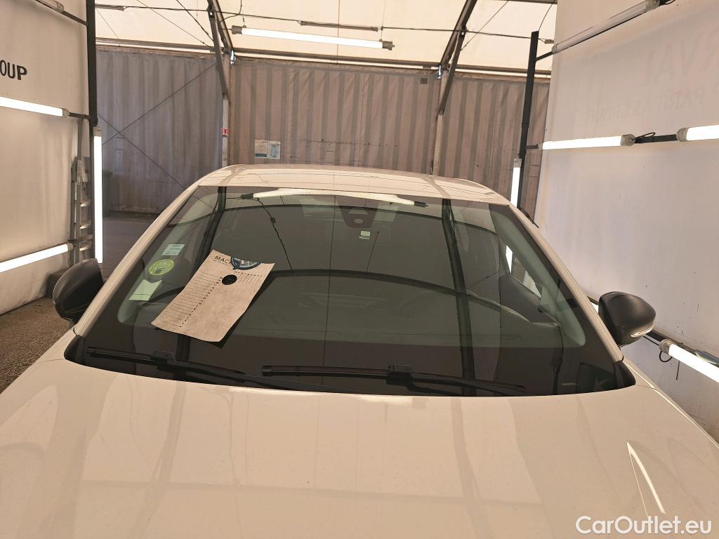  Peugeot  208  Premium 1.5 HDi 100CV BVM6 E6d #1