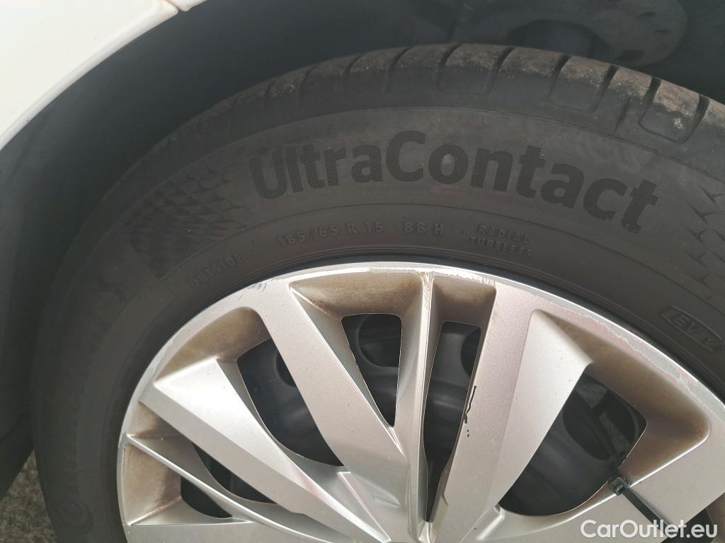  Peugeot  208  Premium 1.5 HDi 100CV BVM6 E6d #42
