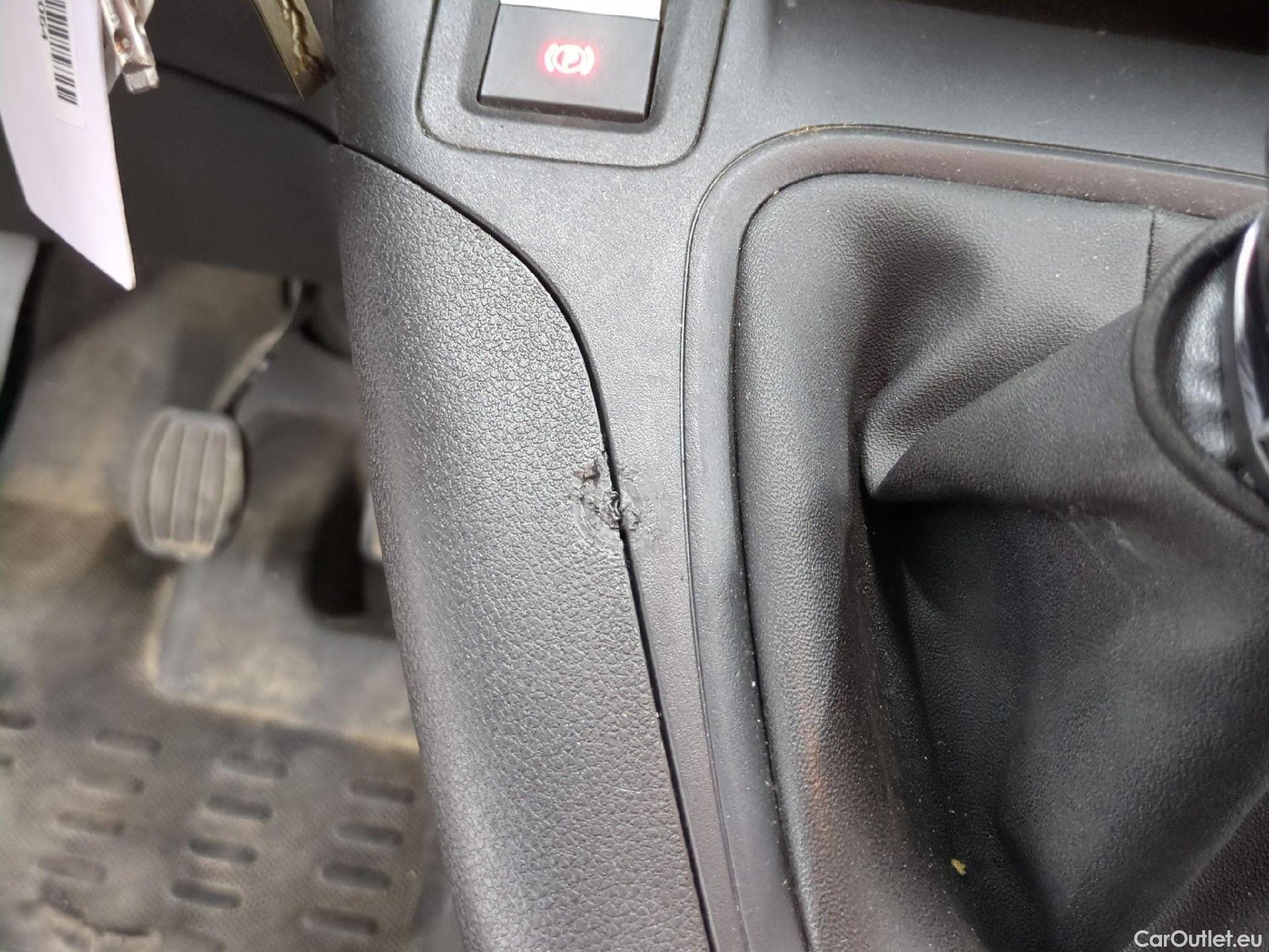  Citroen  Berlingo  Fourgon Club M 650 1.5 BlueHDi 75CV BVM5 E6dT #6