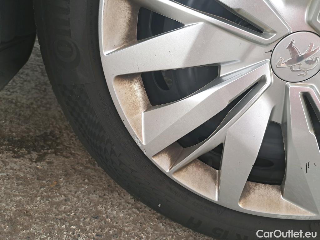 Peugeot  208  Premium 1.5 HDi 100CV BVM6 E6d #46