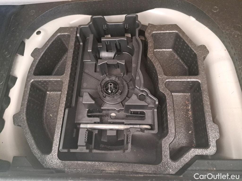  Peugeot  208  Premium 1.5 HDi 100CV BVM6 E6d #25