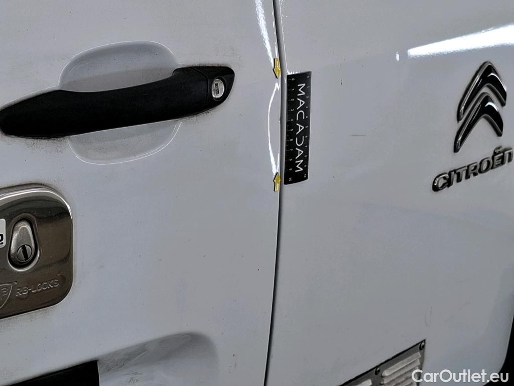  Citroen  Berlingo CITROEN  / 2018 / 4P / Fourgonnette M 1000kg PureTech 110 BVM6 Driver (Ex 732P) #12