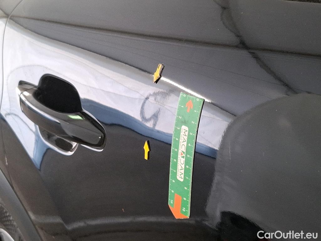  Citroen  C4 CITROEN  X / 2022 / 4P / Berline PureTech 130 S&S EAT8 Feel Pack #10