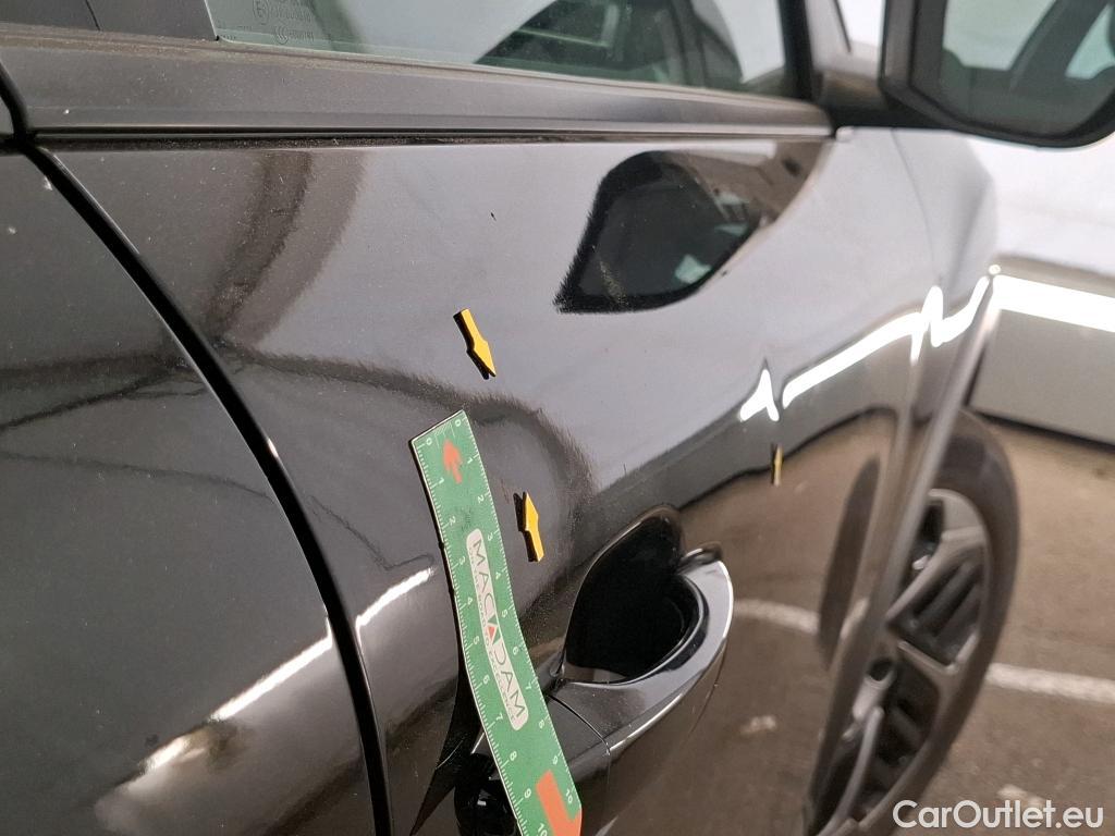  Citroen  C4 CITROEN  X / 2022 / 4P / Berline PureTech 130 S&S EAT8 Feel Pack #18