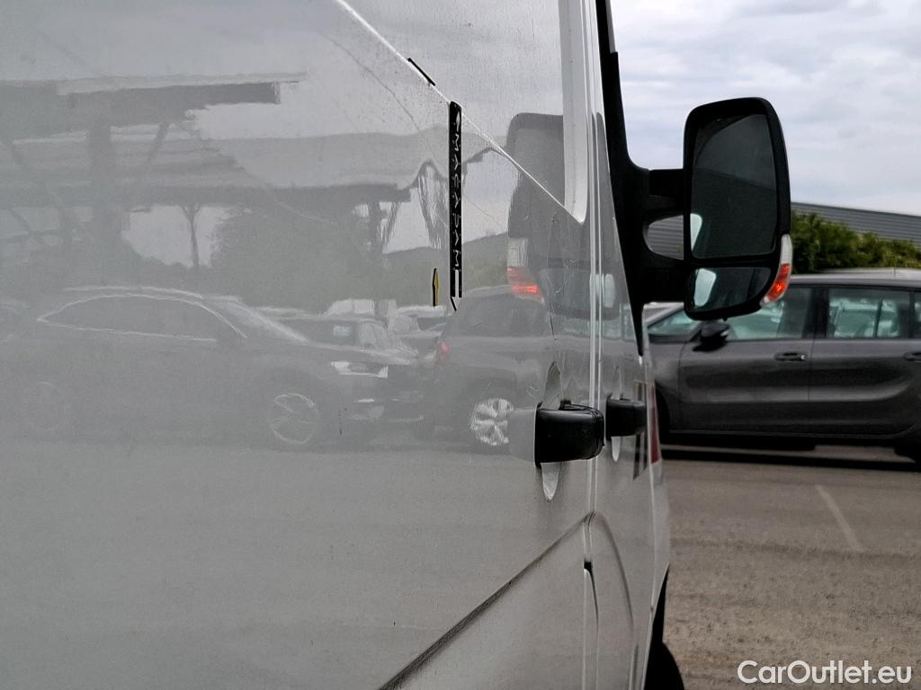  Renault  Master  III Fourgon L3H2 3 5 Grand Confort dCi 135CV BVM6 E6dT #16