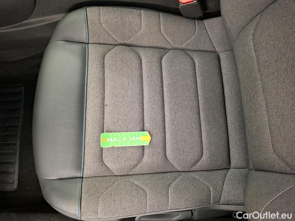  Citroen  C4 CITROEN  X / 2022 / 4P / Berline PureTech 130 S&S EAT8 Feel Pack #20