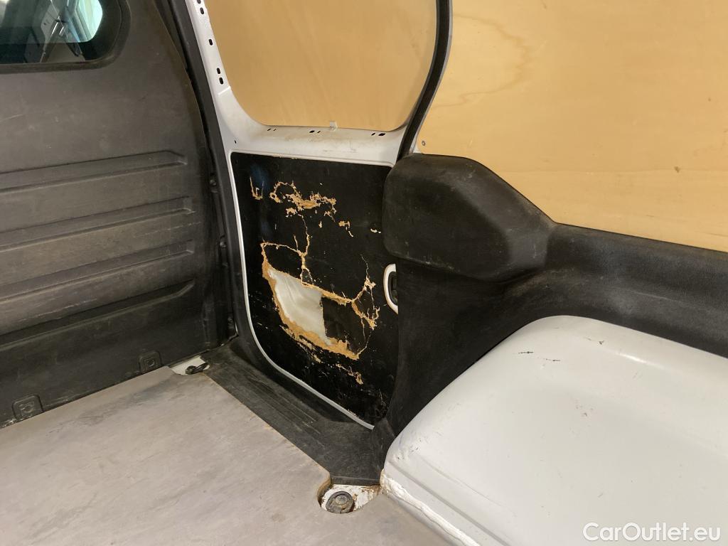  Renault  Kangoo RENAULT  / 2021 / 4P / Fourgonnette GD CONFORT - BLUE DCI 95 #9