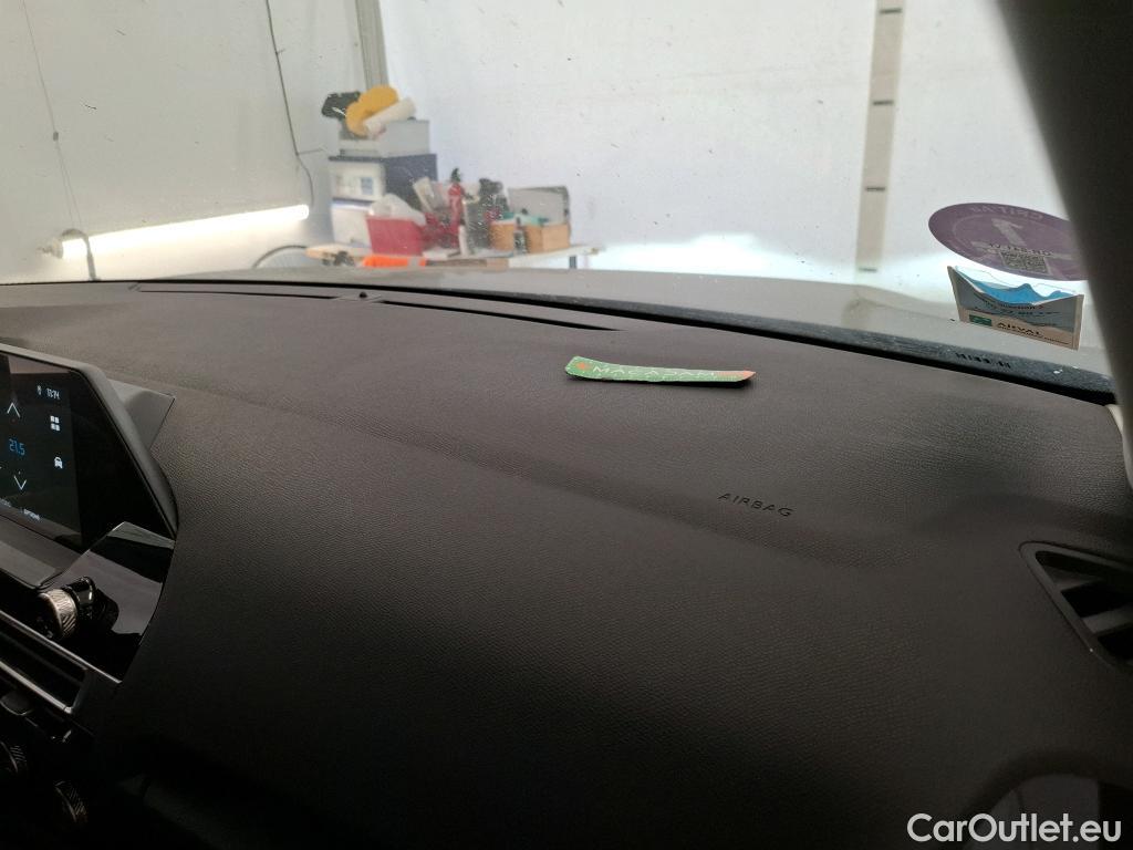  Citroen  C4 CITROEN  X / 2022 / 4P / Berline PureTech 130 S&S EAT8 Feel Pack #28