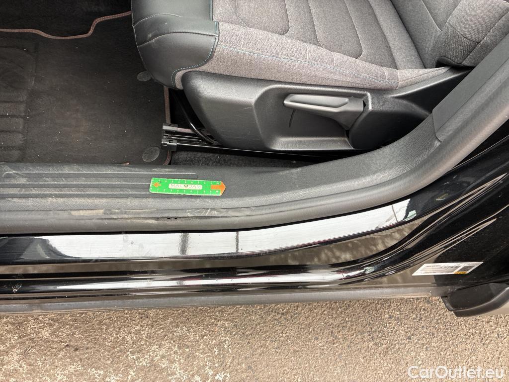  Citroen  C4  X Plus 1.2 PureTech 130CV BVA8 6E #15