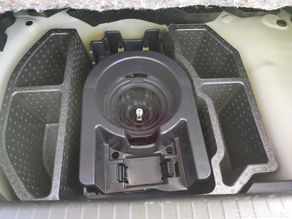  Peugeot  208  Style 1.2 PureTech 75CV BVM5 E6d #3