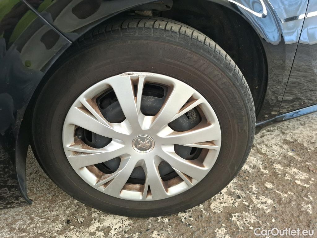  Peugeot  208  Active Business 1.2 80CV BVM5 E6dT #26