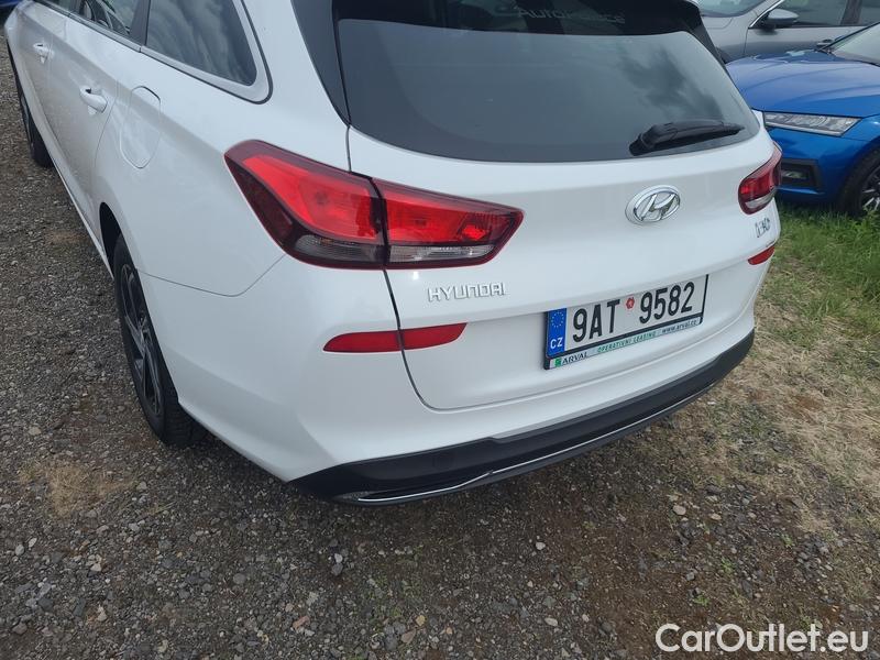  Hyundai  i30   cw (PD)(2017->)  kom.1.0TGDI 120 Smart #5