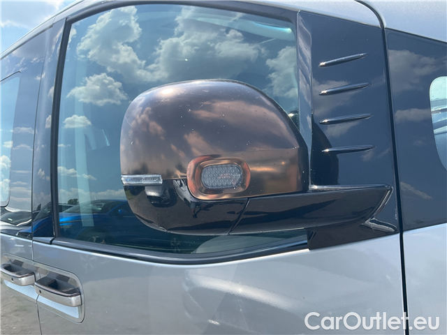  Hyundai  Staria  2.2CRDi Luxury 4x4 AT #4