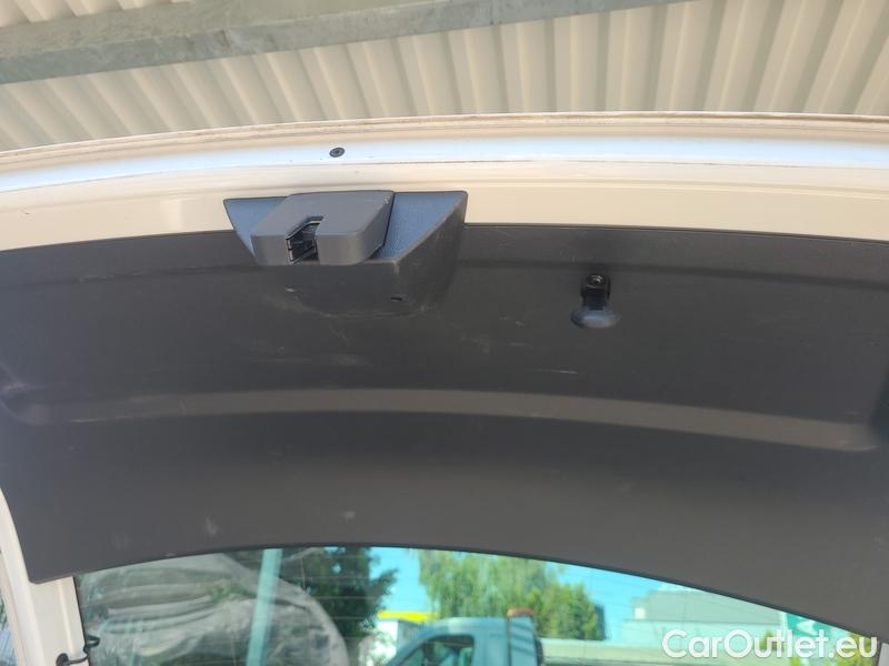  Skoda  Fabia  Combi (2015) Com.1.0TSI 70 Ambition 5d #17