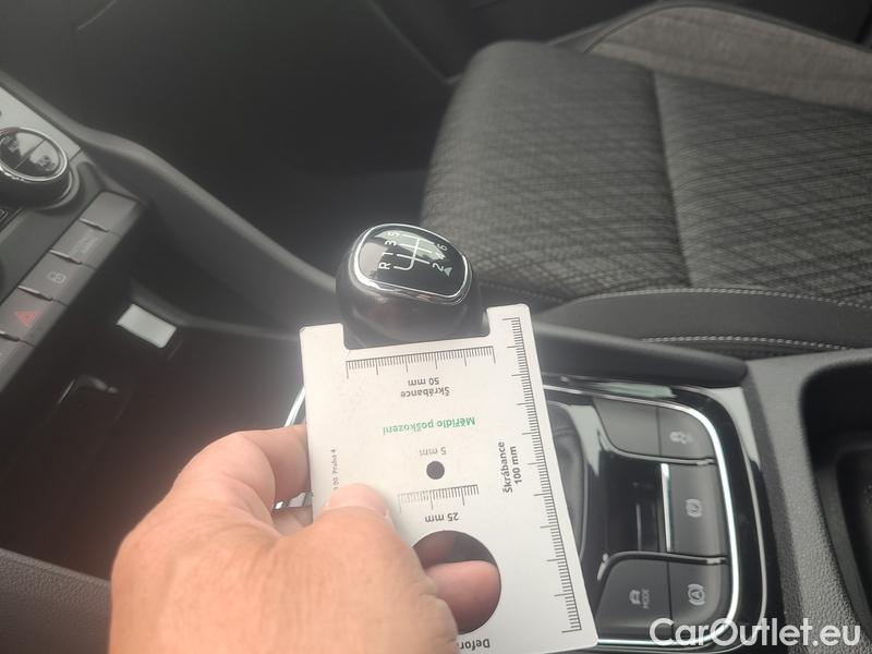  Skoda  Karoq  (NU)(2017->)  2.0 TDI 85 Style #22