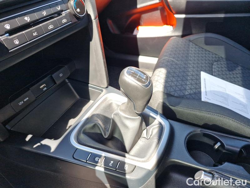  KIA  Cee'd Ceed Sportswagon (2018->) Ceed SW 1.5 T-GDI 118 Fresh #25