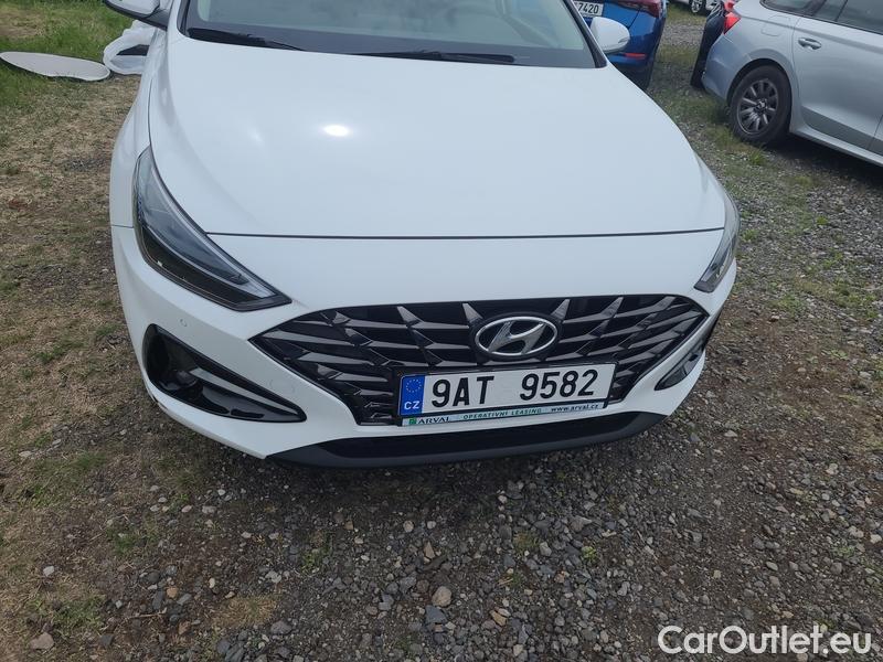  Hyundai  i30   cw (PD)(2017->)  kom.1.0TGDI 120 Smart #9