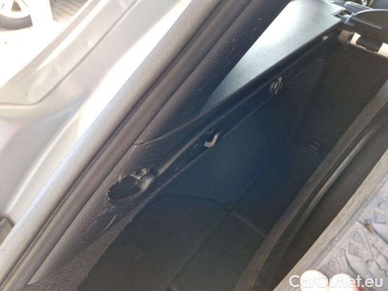  KIA  Cee'd Ceed Sportswagon (2018->) Ceed SW 1.5 T-GDI 118 Fresh #8