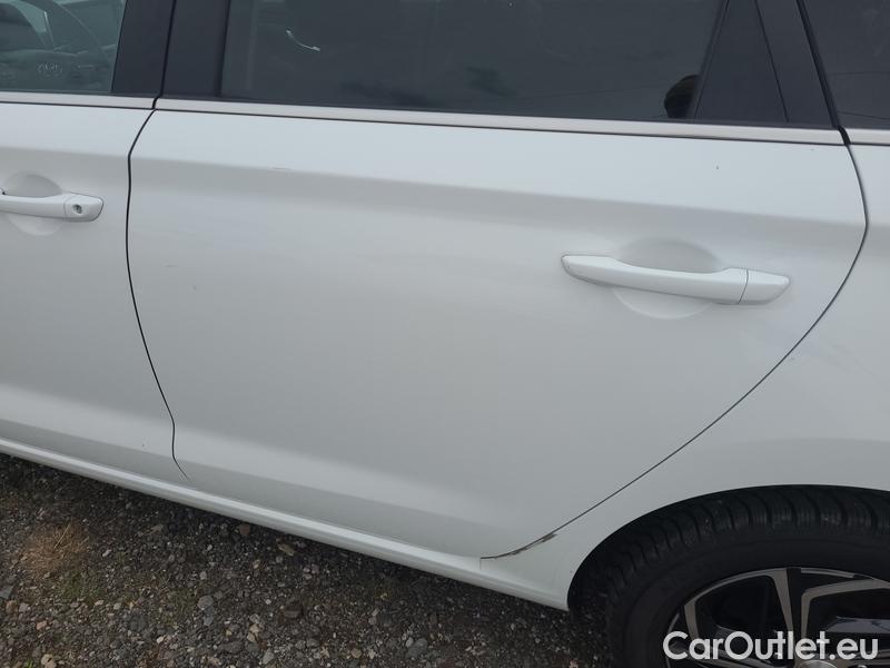  Hyundai  i30   cw (PD)(2017->)  kom.1.0TGDI 120 Smart #3