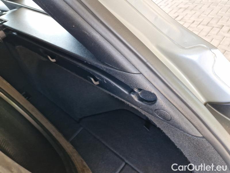  KIA  Cee'd Ceed Sportswagon (2018->) Ceed SW 1.5 T-GDI 118 Fresh #9