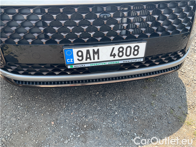  Hyundai  Staria  2.2CRDi Luxury 4x4 AT #1