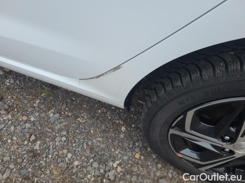  Hyundai  i30   cw (PD)(2017->)  kom.1.0TGDI 120 Smart #4