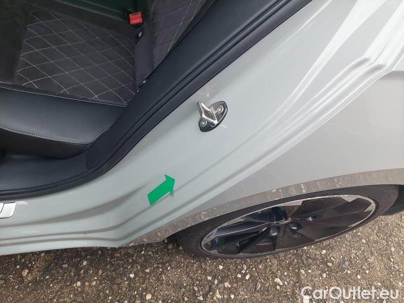  Skoda  Superb  Combi (3V5)(2015) Sup.c.2.0TDI 147 SportLi Aut #16