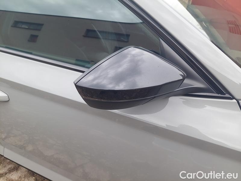  Skoda  Superb  Combi (3V5)(2015) Sup.c.2.0TDI 147 SportLi Aut #26