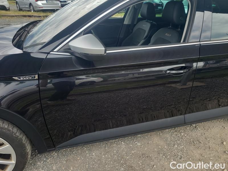  Skoda  Superb  Combi (3T5)(2010) Su.c.2.0TDI 147 Scout 4x4 Aut #11