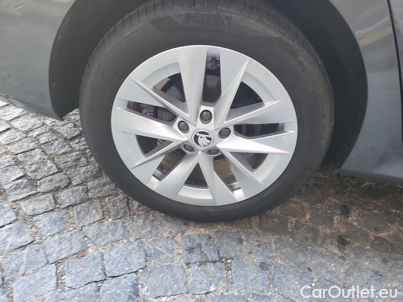  Skoda  Octavia  Combi (NX3)(2020) Oct.Com.1.4TSI 150 Style AT #12