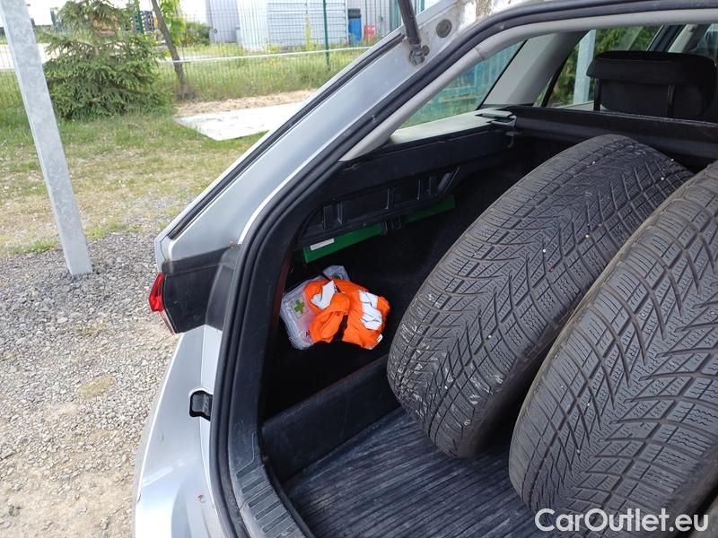  Skoda  Octavia  Combi (NX3)(2020) Oct.C.2.0TDI 110 4x4 Ambit AT #20