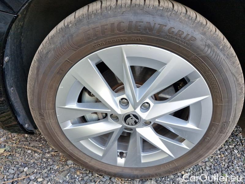  Skoda  Octavia  Combi (NX3)(2020) Oct.Com.1.4TSI 150 Style AT #3