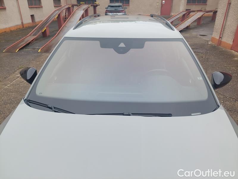  Skoda  Superb  Combi (3V5)(2015) Sup.c.2.0TDI 147 SportLi Aut #2