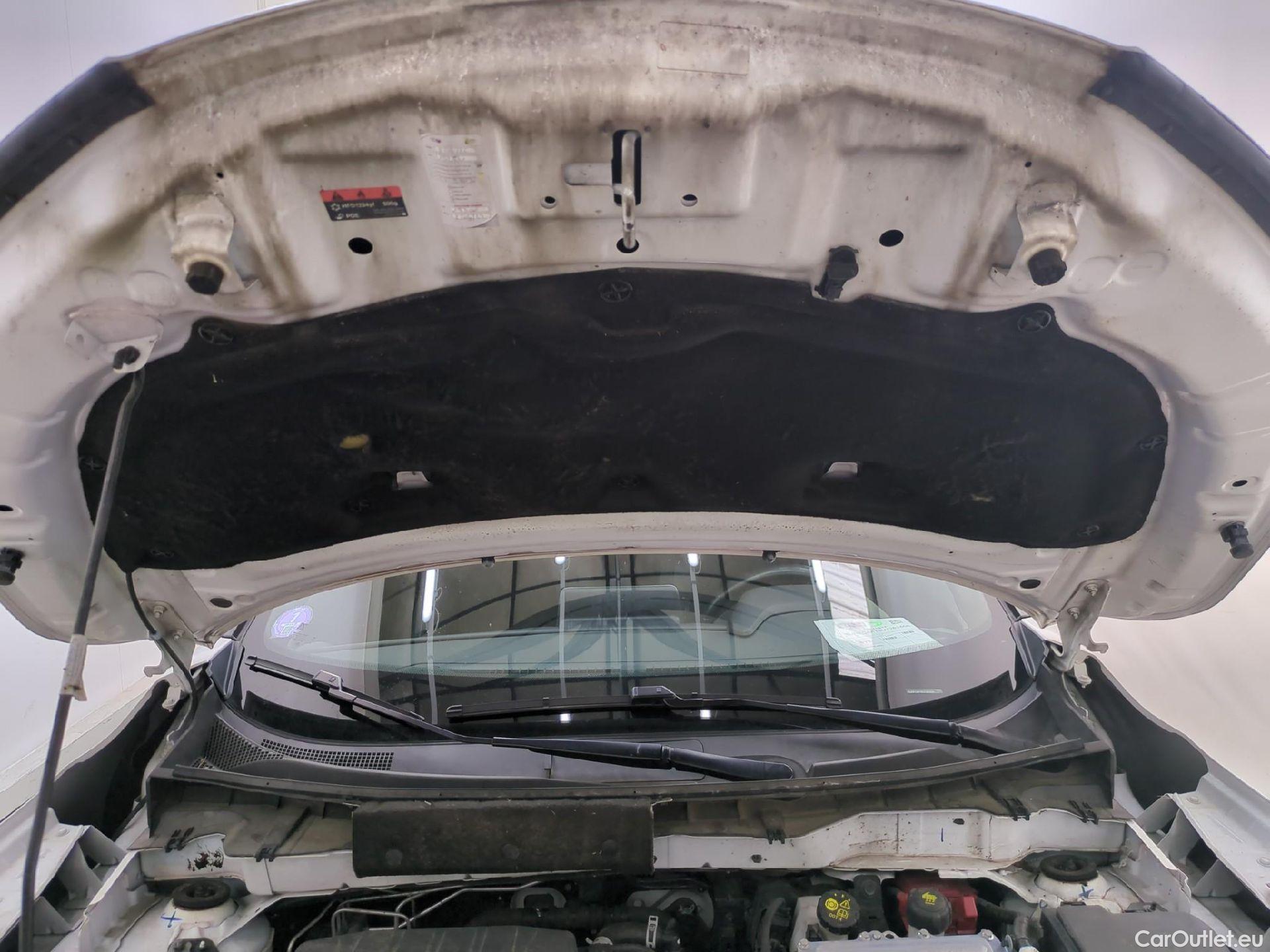  Nissan  Juke NISSAN  / 2019 / 5P / Crossover Hybrid 143 N-Connecta #1