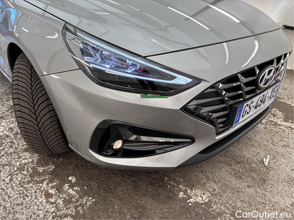  Hyundai  i30 HYUNDAI  Sport Wagon / 2020 / 5P / Break 1.0 T-GDI 120 DCT-7 MHEV CREATIVE SW #23