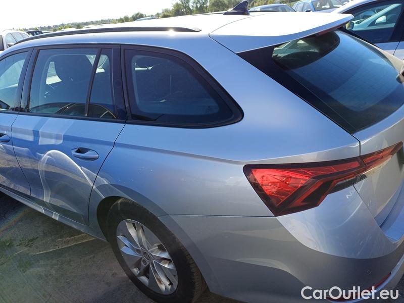  Skoda  Octavia  Combi (NX3)(2020) Oct.C.2.0TDI 110 4x4 Ambit AT #28