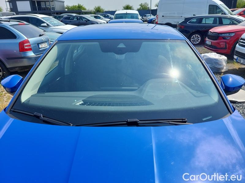  Skoda  Octavia  Lim. (NX3)(2020)  1.0TSI 81 Style #1