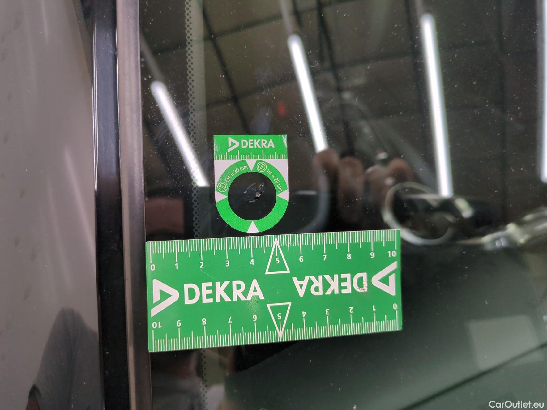  Nissan  Juke NISSAN  / 2019 / 5P / Crossover Hybrid 143 N-Connecta #6