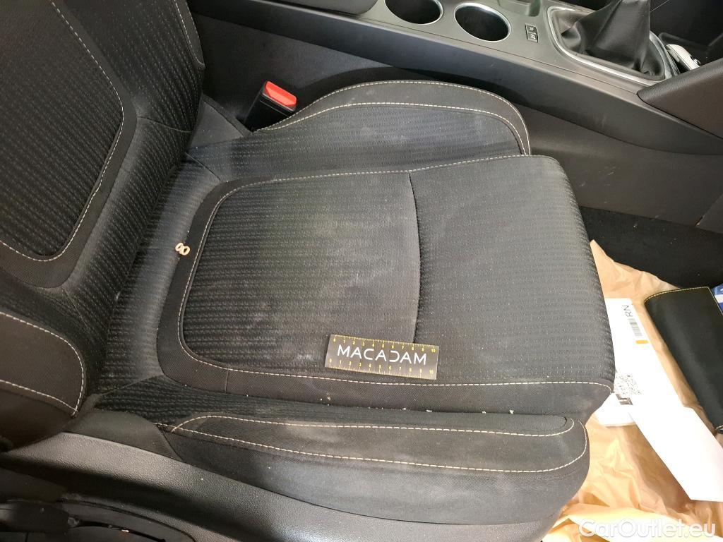  Renault  Megane  IV Berline 5pt. Business 1.5 dCi 115CV BVM6 E6dT #36