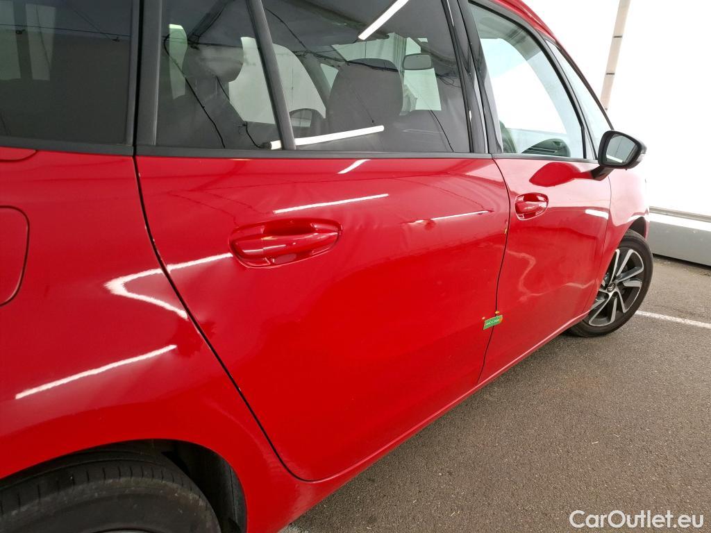  Citroen  C4 Grand Picasso  Shine 1.5 BlueHDi 130CV BVA8 Vo Blanc Repeint en Rouge / White car repaint in red #26