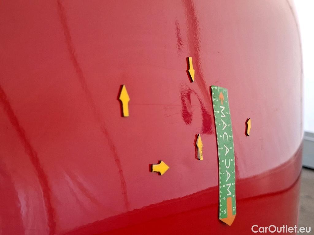  Citroen  C4 Grand Picasso  Shine 1.5 BlueHDi 130CV BVA8 Vo Blanc Repeint en Rouge / White car repaint in red #24