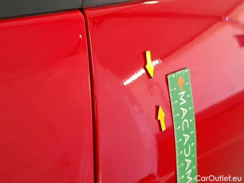  Citroen  C4 Grand Picasso  Shine 1.5 BlueHDi 130CV BVA8 Vo Blanc Repeint en Rouge / White car repaint in red #17