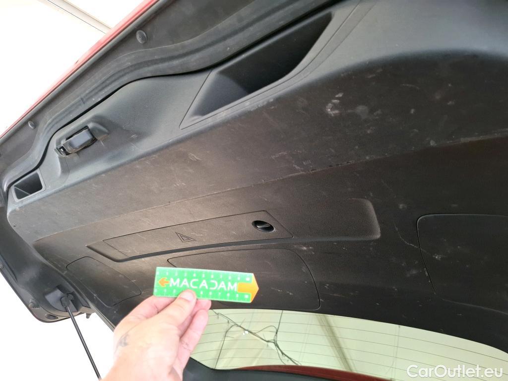  Citroen  C4 Grand Picasso  Shine 1.5 BlueHDi 130CV BVA8 Vo Blanc Repeint en Rouge / White car repaint in red #123