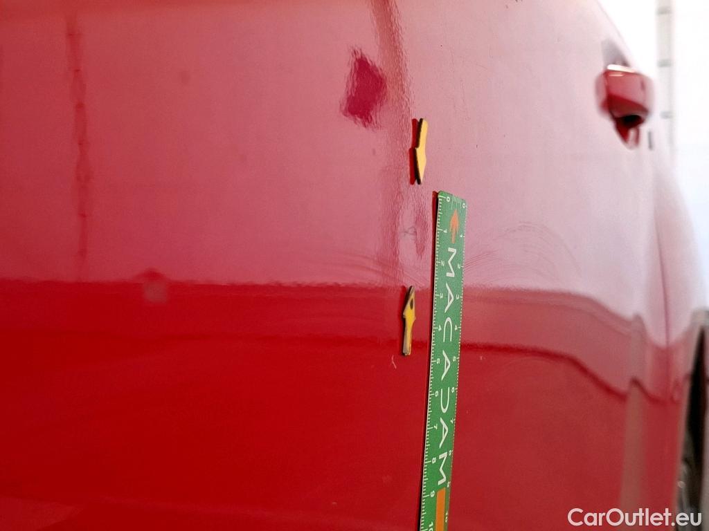  Citroen  C4 Grand Picasso  Shine 1.5 BlueHDi 130CV BVA8 Vo Blanc Repeint en Rouge / White car repaint in red #16