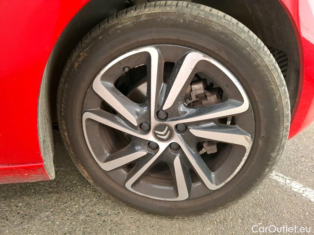  Citroen  C4 Grand Picasso  Shine 1.5 BlueHDi 130CV BVA8 Vo Blanc Repeint en Rouge / White car repaint in red #60