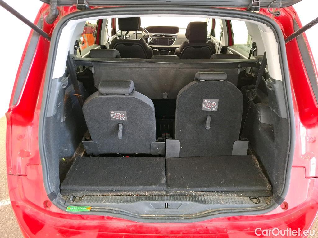  Citroen  C4 Grand Picasso  Shine 1.5 BlueHDi 130CV BVA8 Vo Blanc Repeint en Rouge / White car repaint in red #62