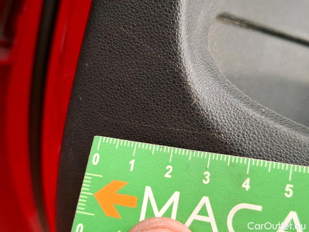  Citroen  C4 Grand Picasso  Shine 1.5 BlueHDi 130CV BVA8 Vo Blanc Repeint en Rouge / White car repaint in red #103
